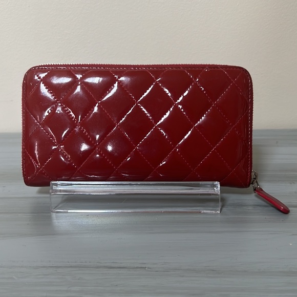 Authentic Red Patent Leather Chanel Zippy Wallet - Picture 3 of 11